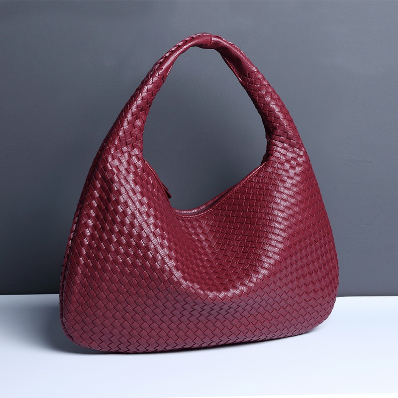 Large Women PU Leather  Woven Handbag Fully Hand-Woven Underarm bag